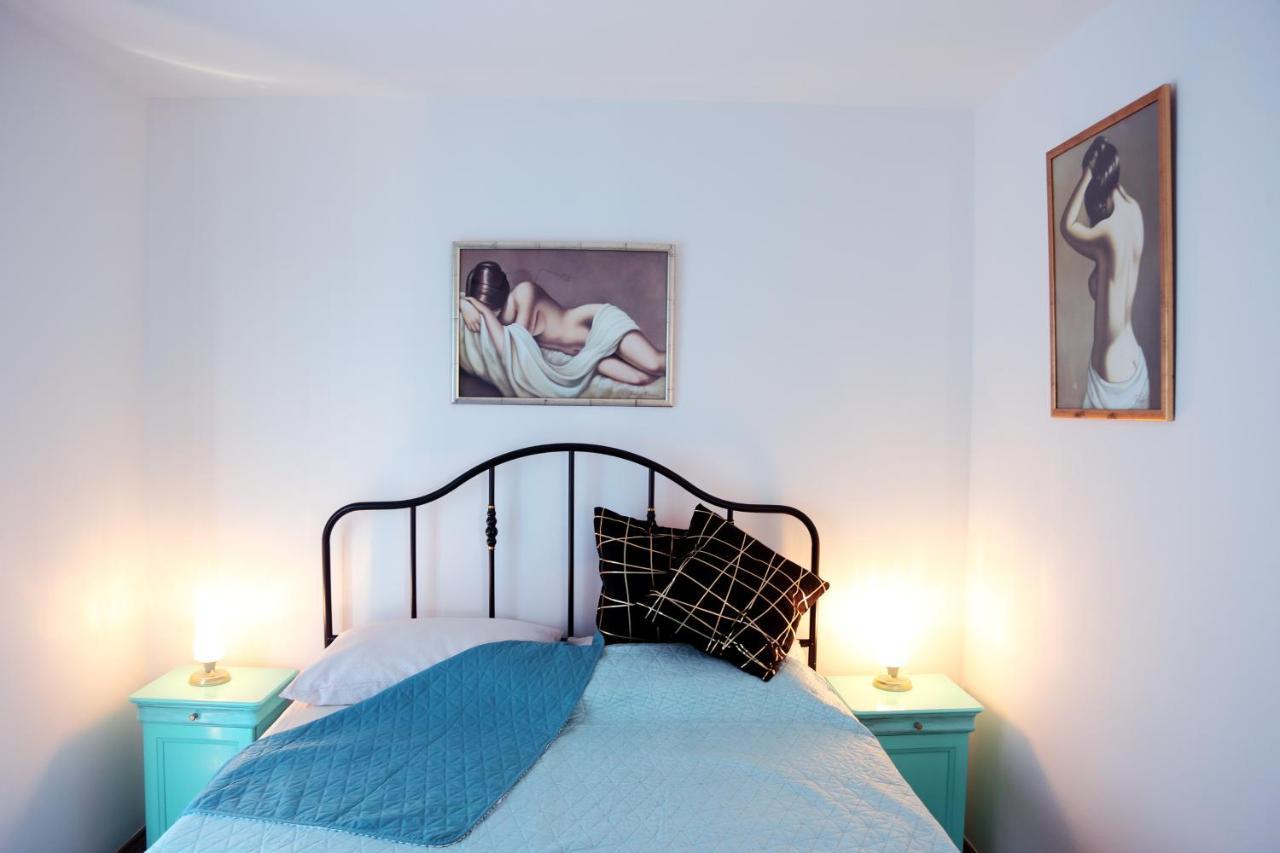 Tanya-Apartments And Rooms Hvar Town Exterior foto