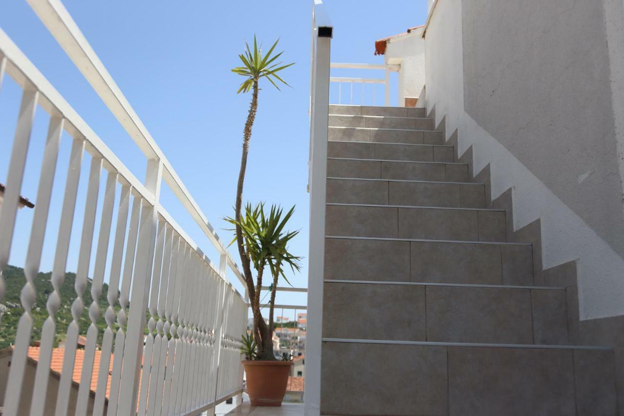 Tanya-Apartments And Rooms Hvar Town Exterior foto
